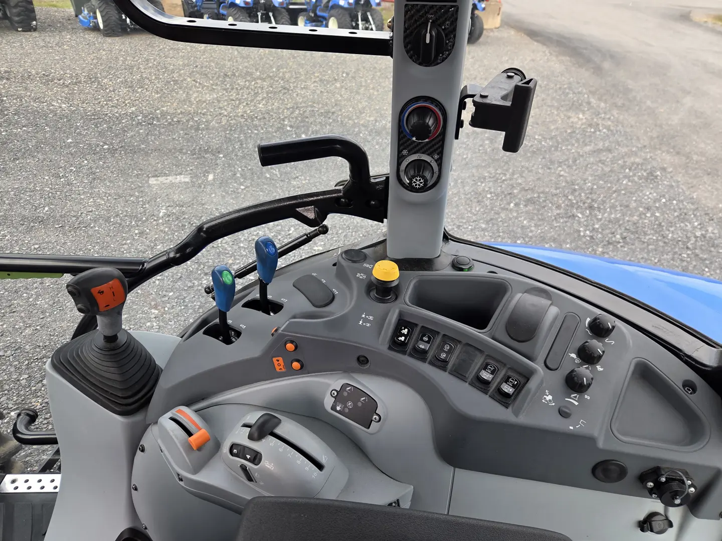 New Holland T5.115EC
