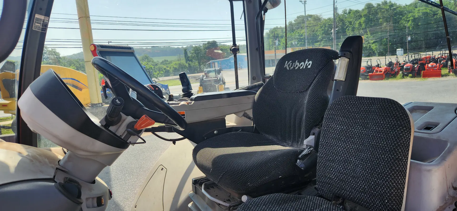 Kubota M7-131