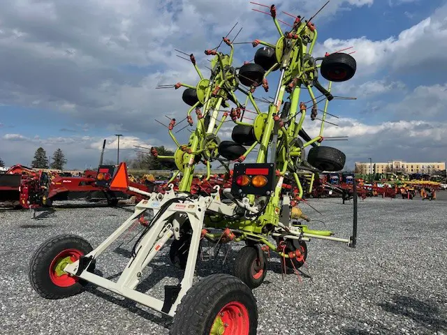 Claas Volto 1100T
