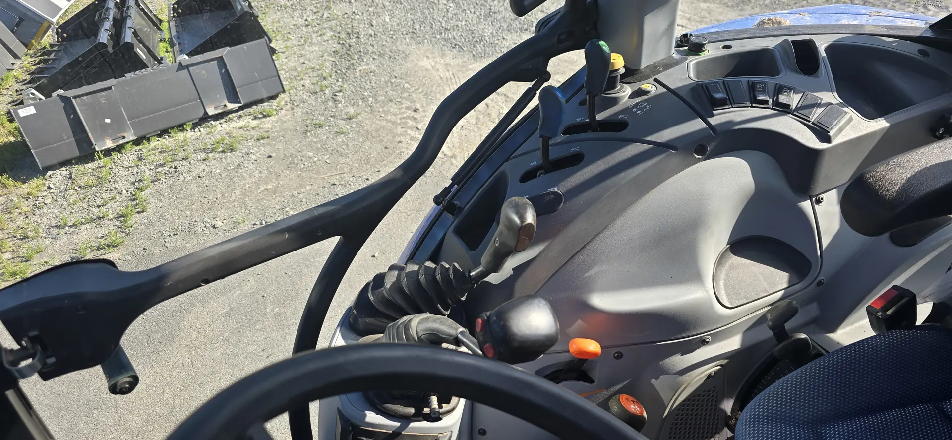 New Holland POWERSTAR 110 PS CAB