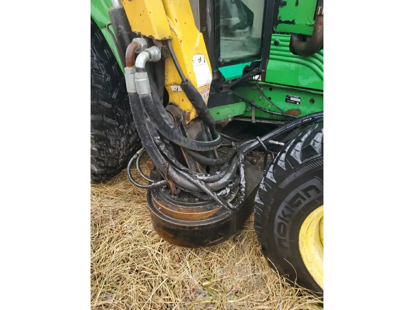 John Deere 6430