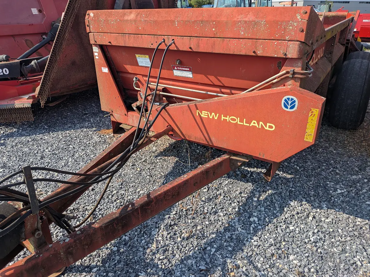 New Holland 195