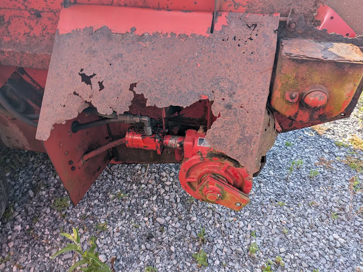 New Holland 195