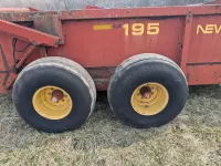 New Holland 195