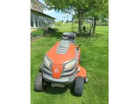 Husqvarna YTH22V46