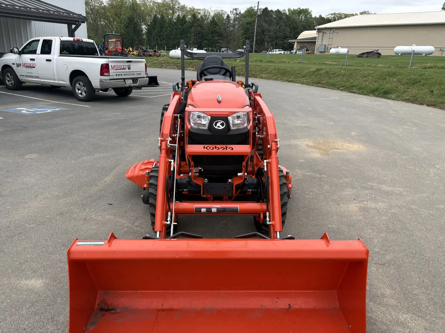 Kubota LX2610HSD