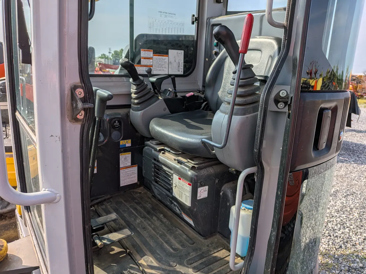 New Holland E35B