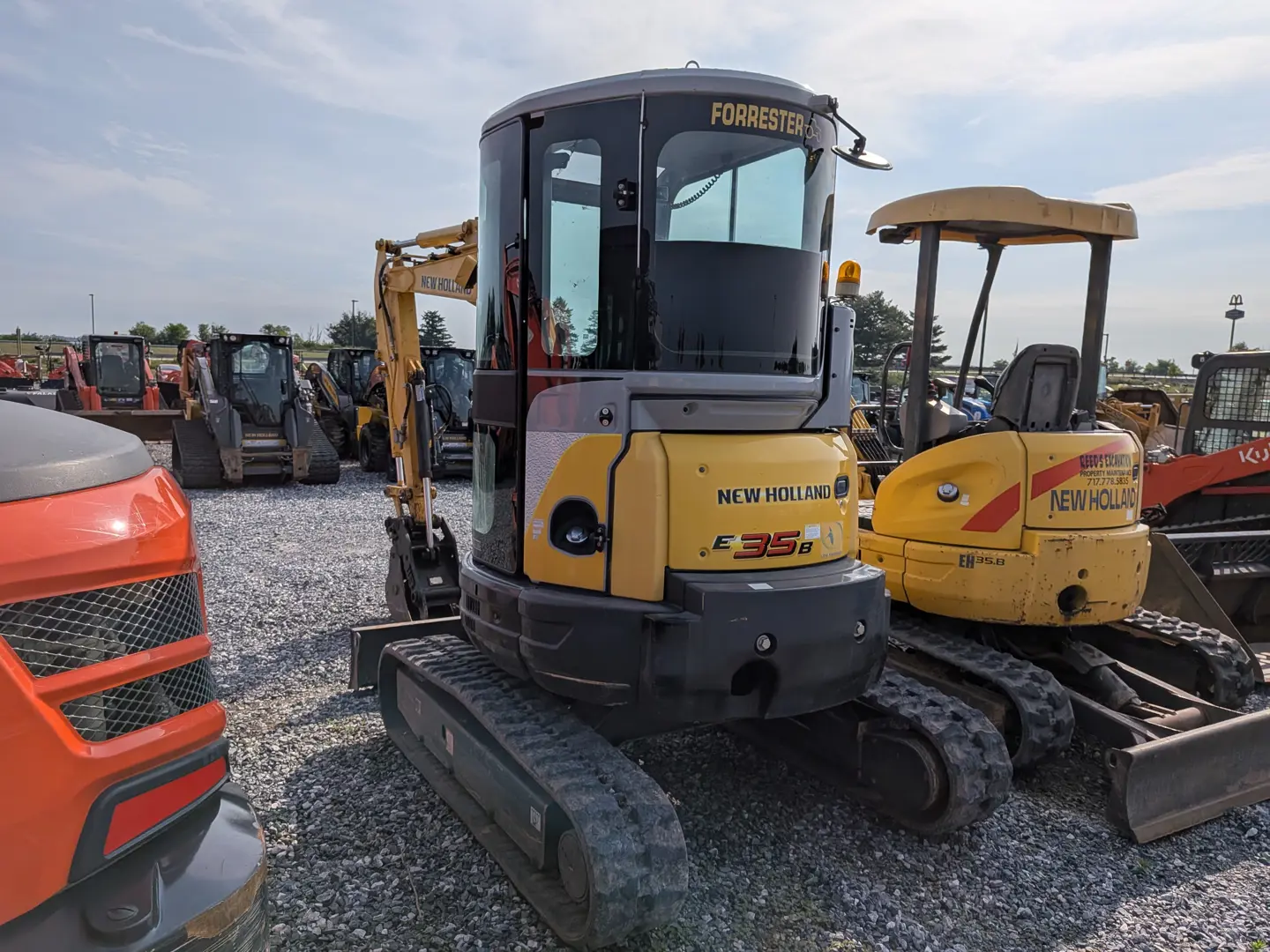 New Holland E35B