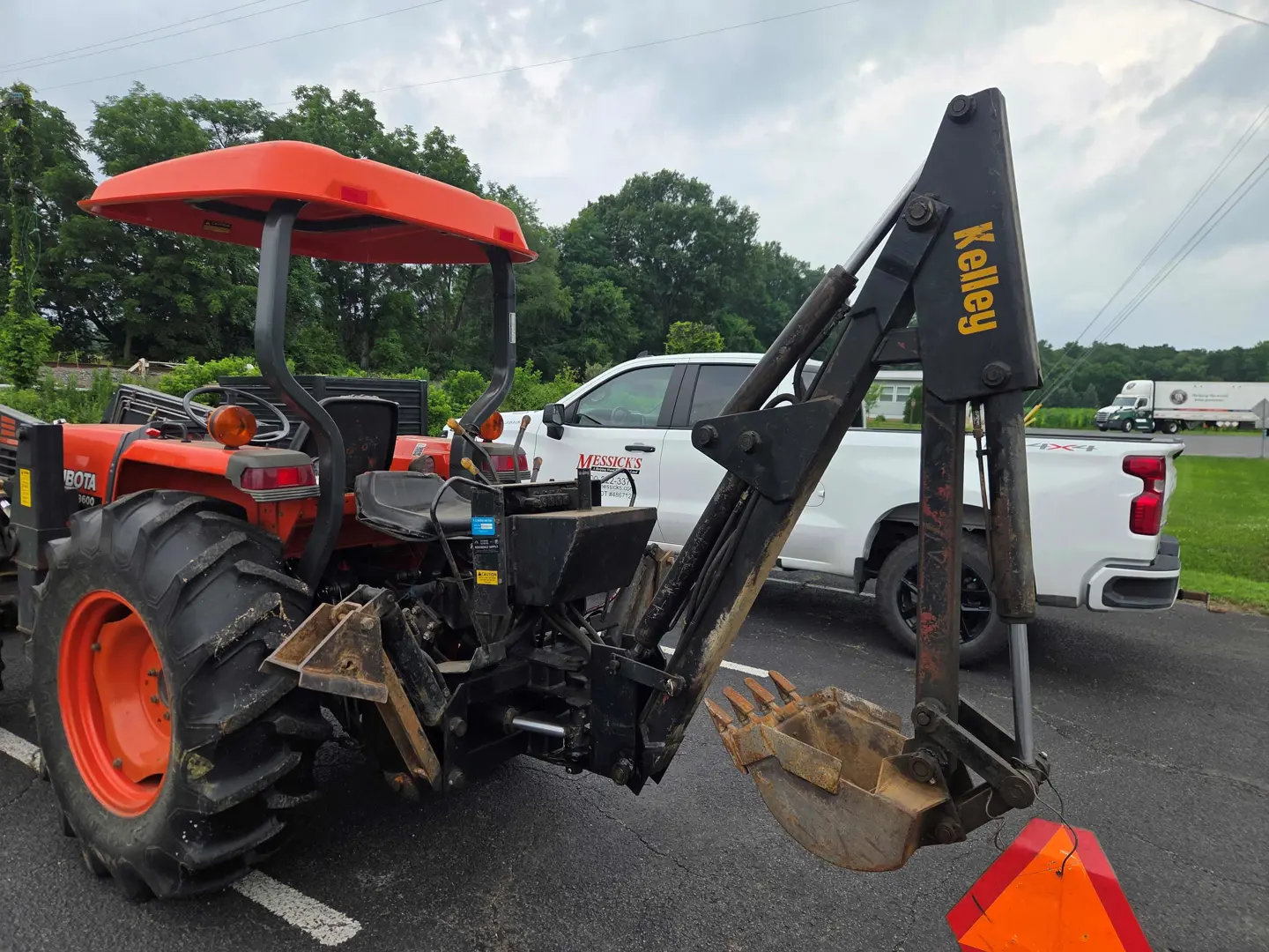 Kubota L3600GST