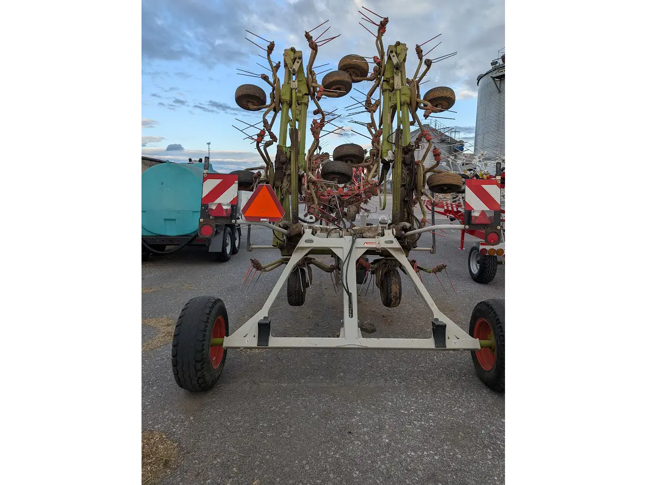 Claas Volto 1100T