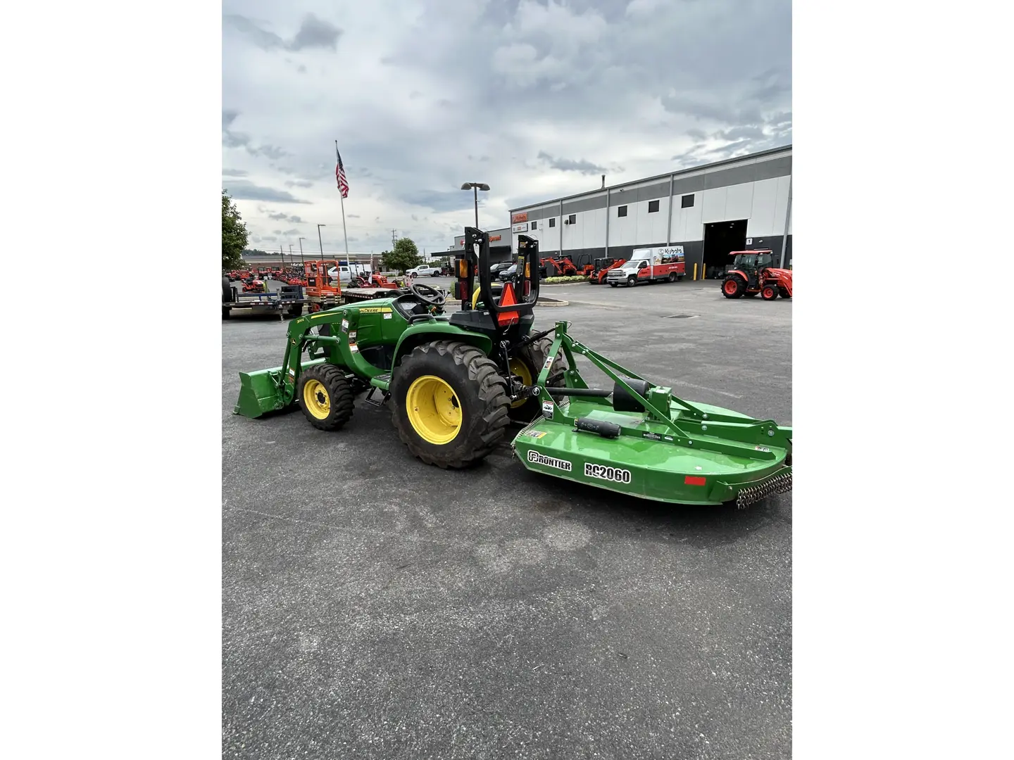 John Deere 3025E