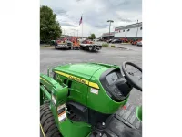 John Deere 3025E