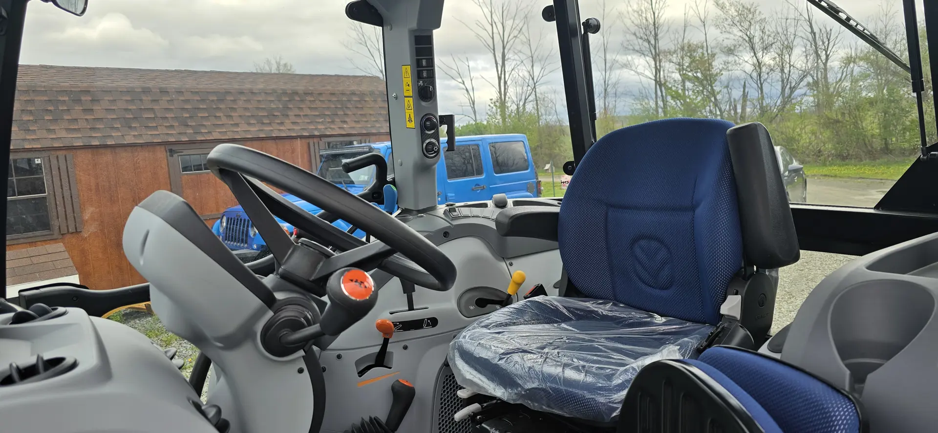 New Holland POWERSTAR 75