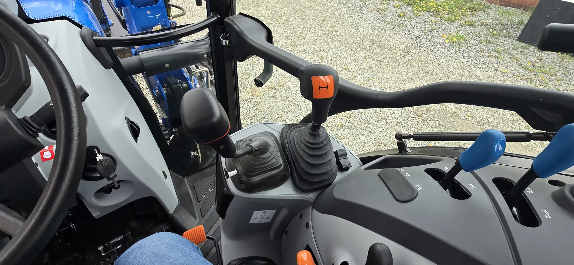New Holland POWERSTAR 75