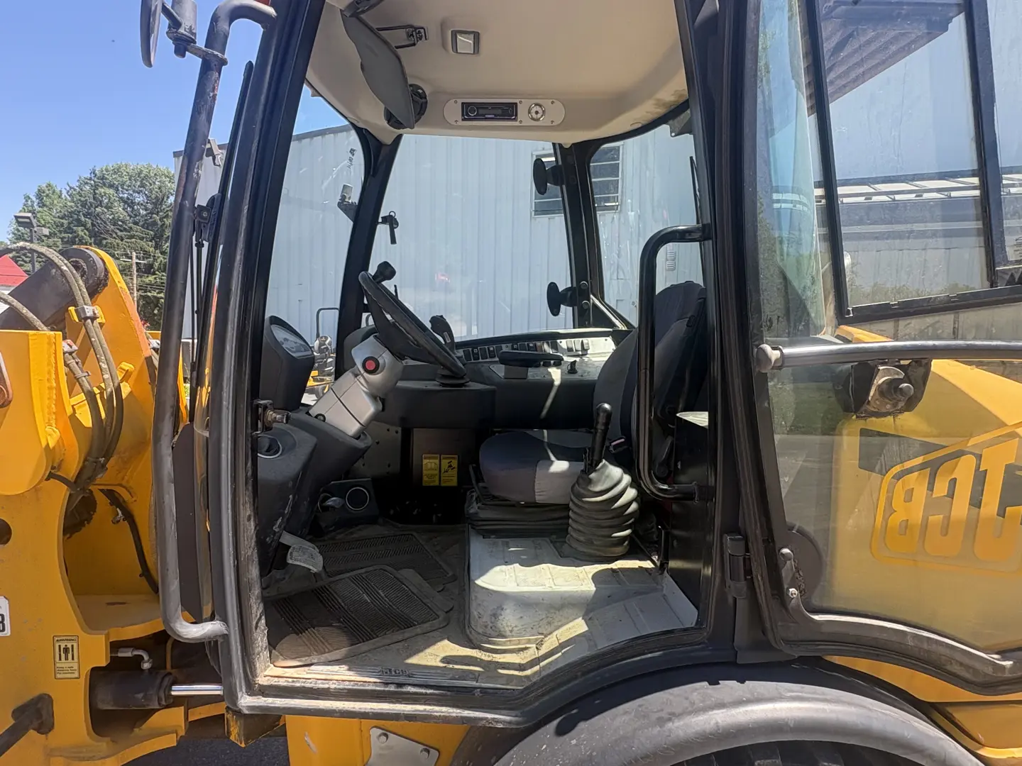 JCB 406