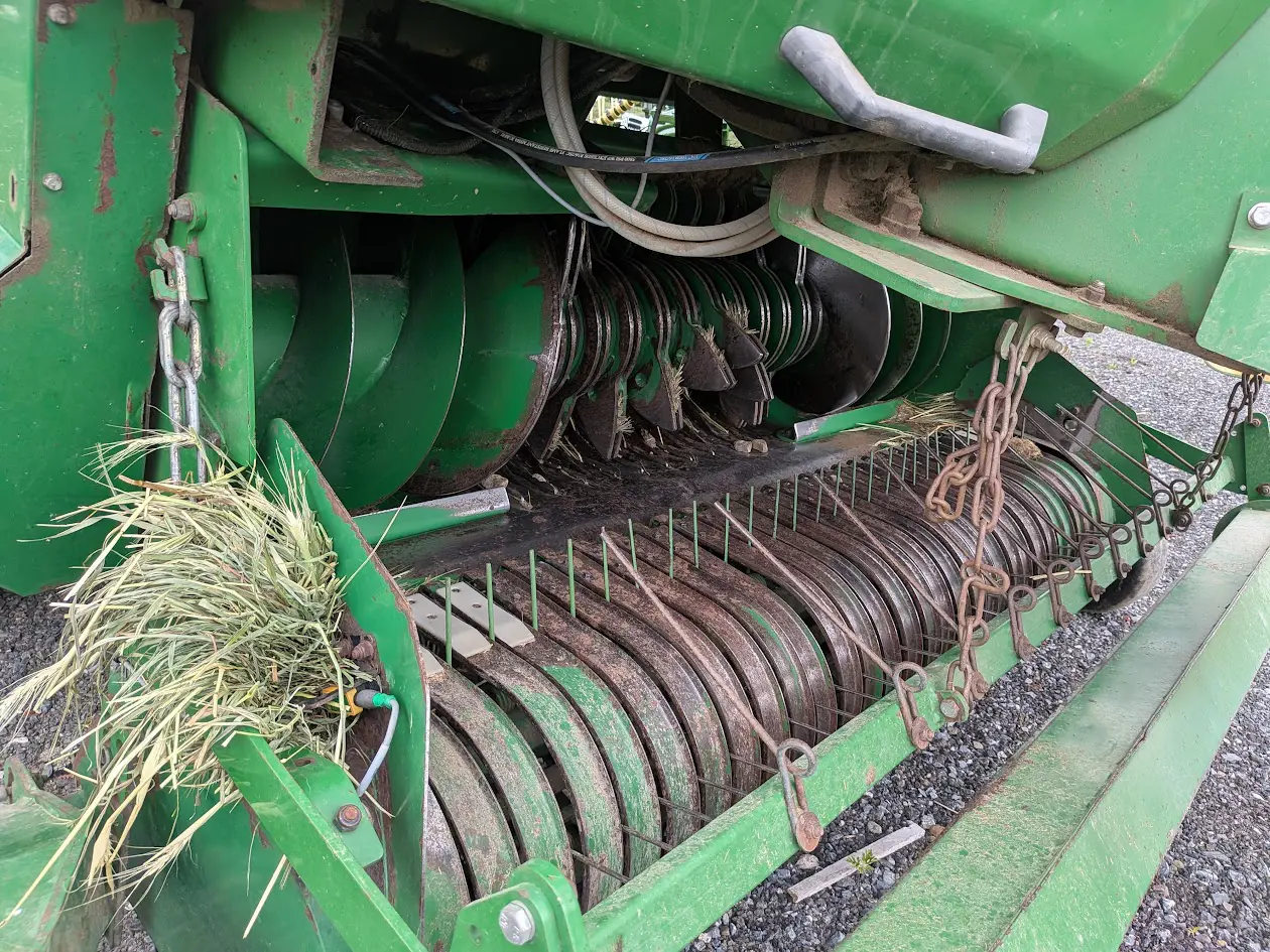 John Deere L330