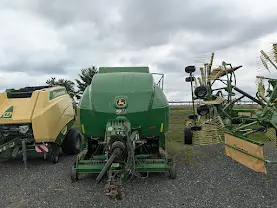 John Deere L330