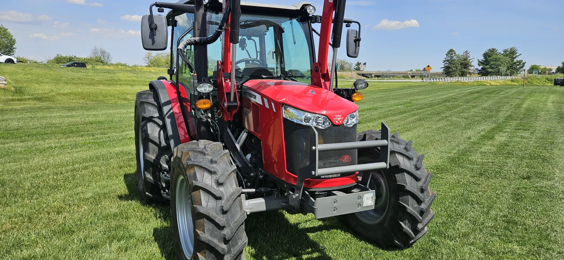 Massey Ferguson 4709