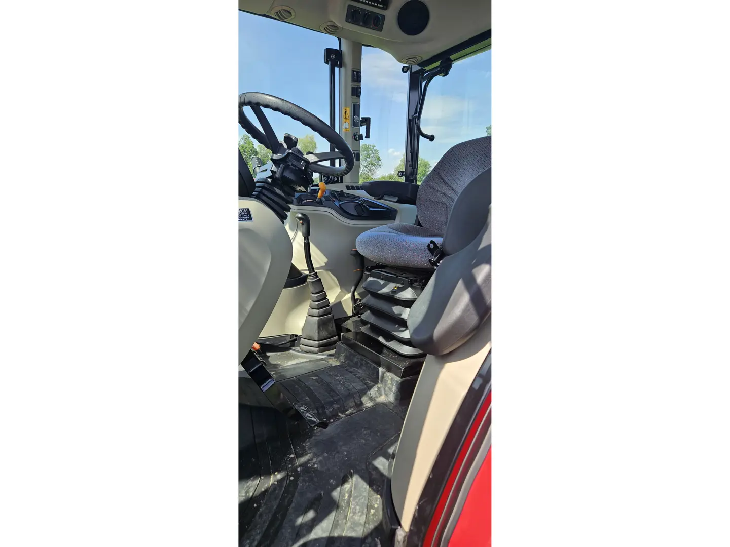 Massey Ferguson 4709