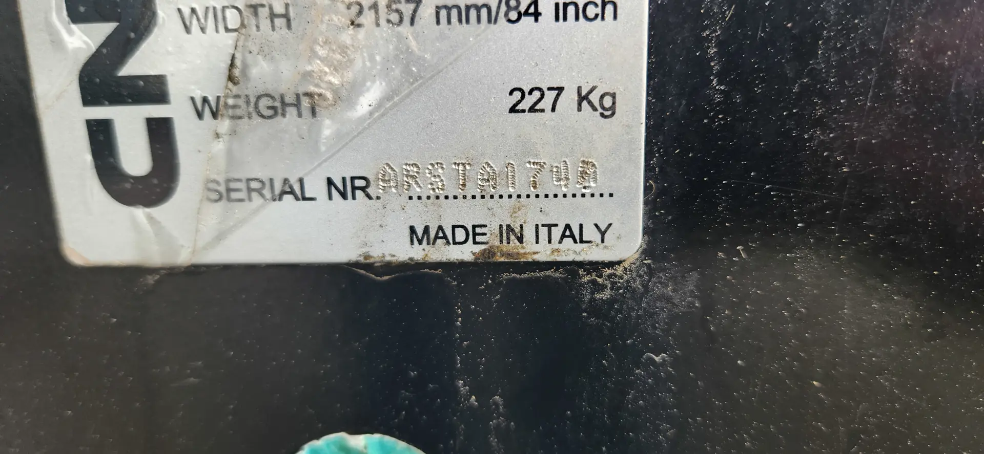 New Holland 84" BUCKET