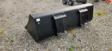 New Holland 84" BUCKET
