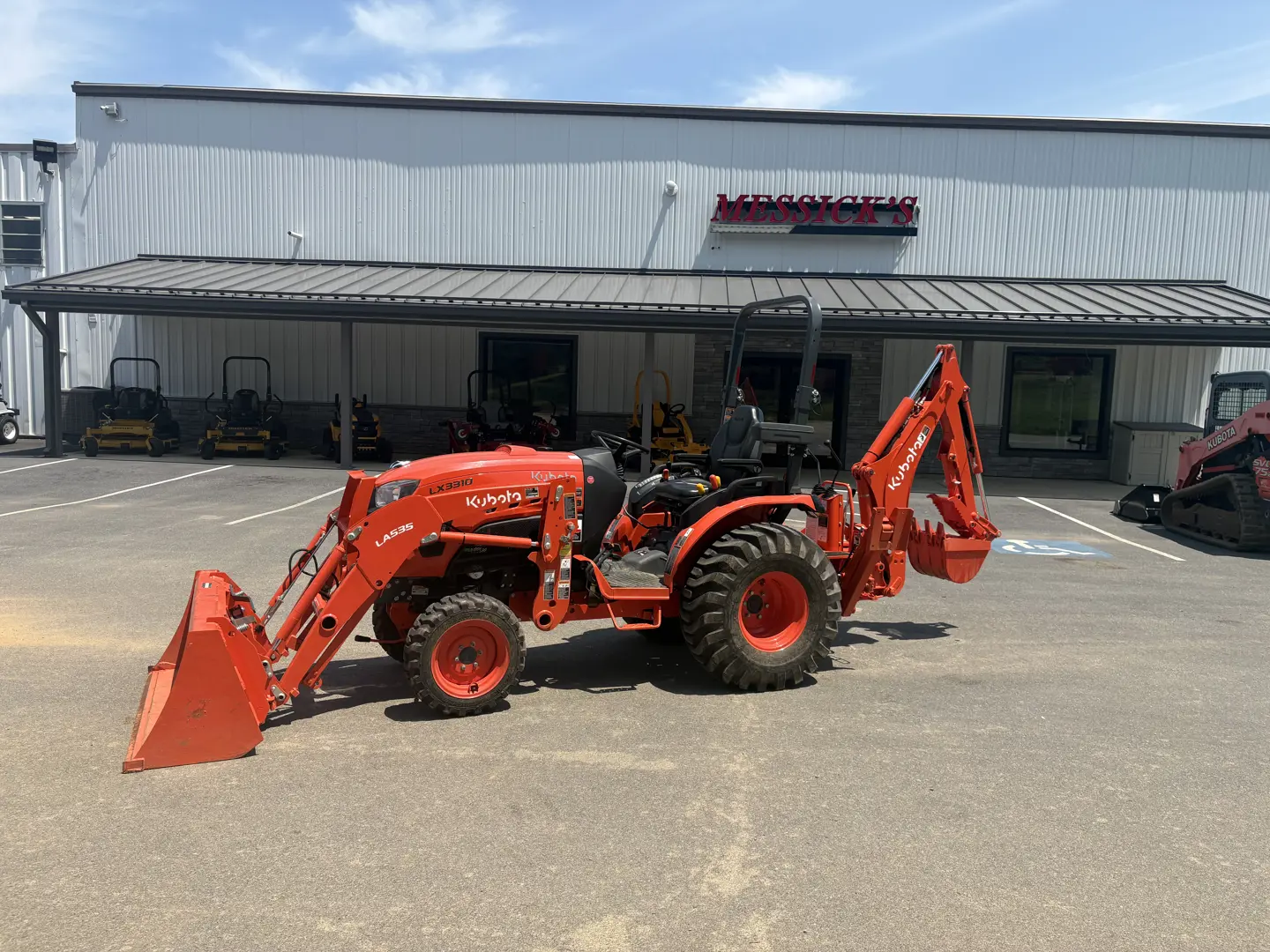 Kubota LX3310HSD