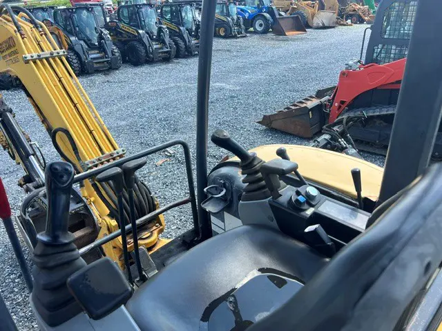New Holland EH35.B SR