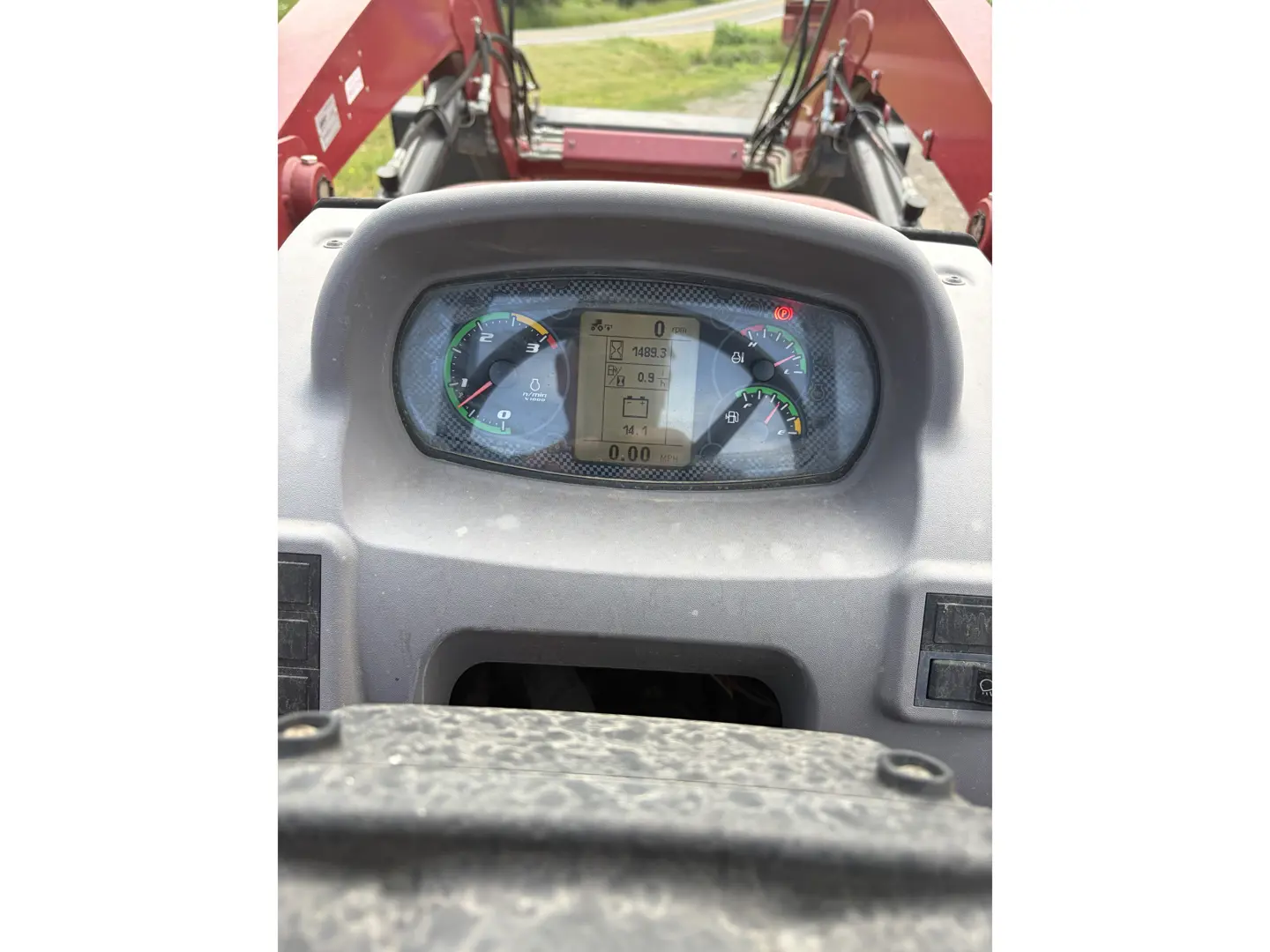 Case-IH FARMALL 75C