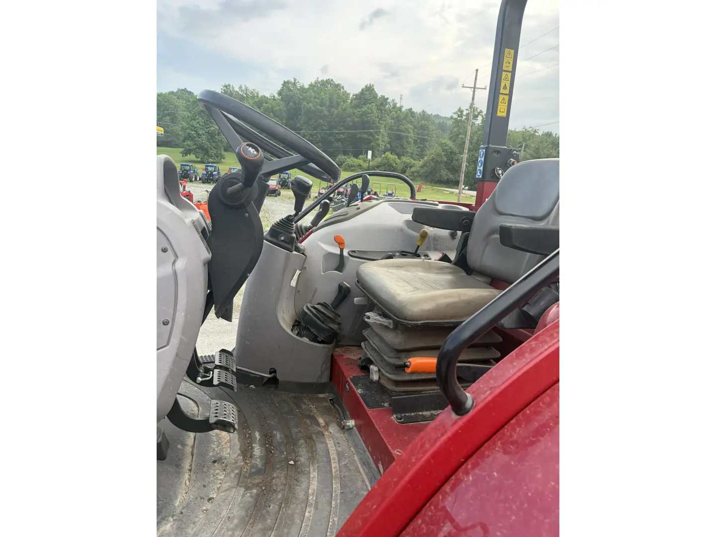 Case-IH FARMALL 75C