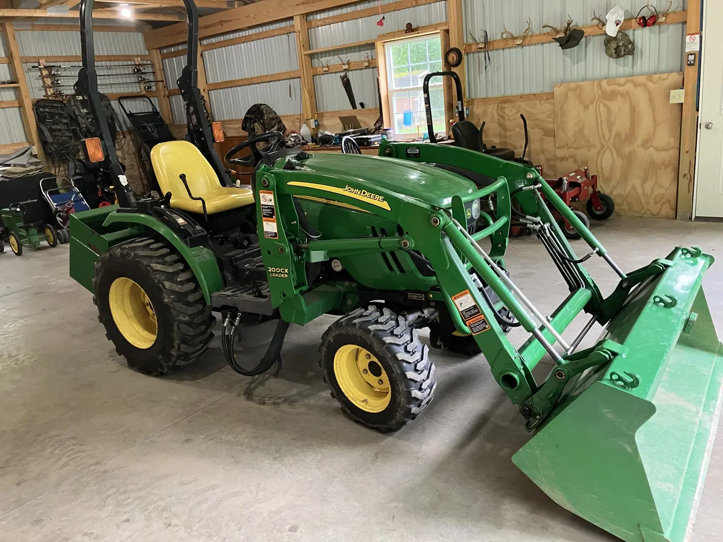 John Deere 2320