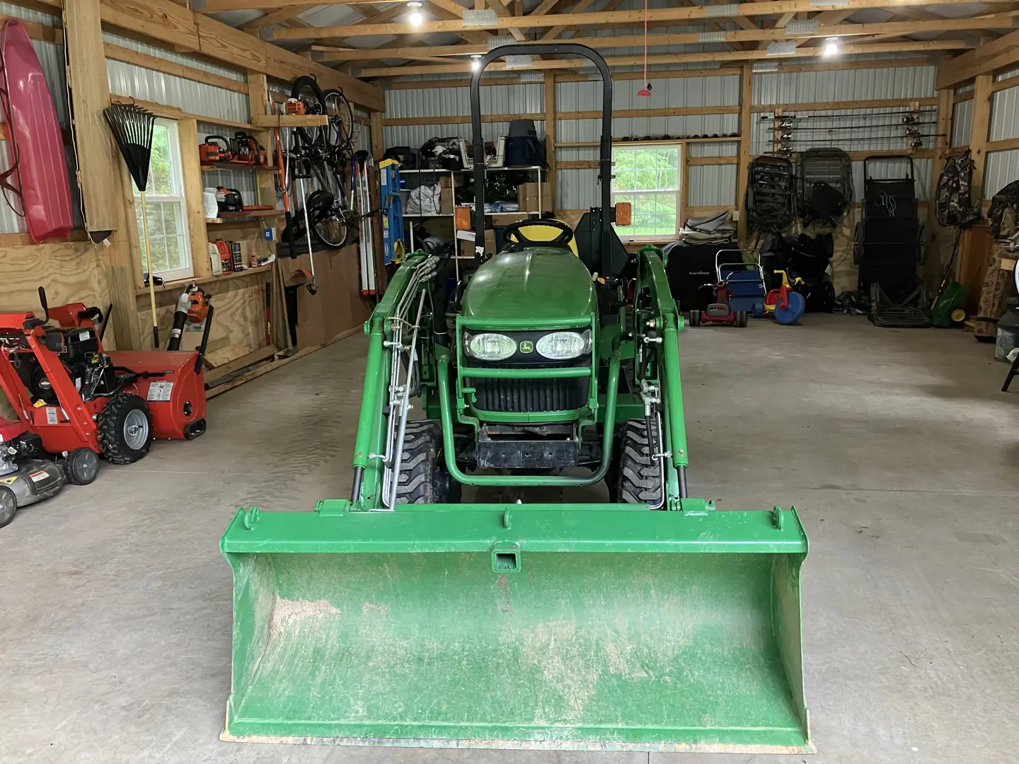 John Deere 2320