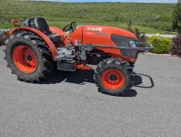 Kubota M7040