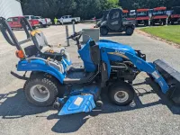New Holland BOOMER 1025