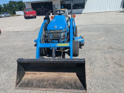 Part Number: New Holland BOOMER 1025