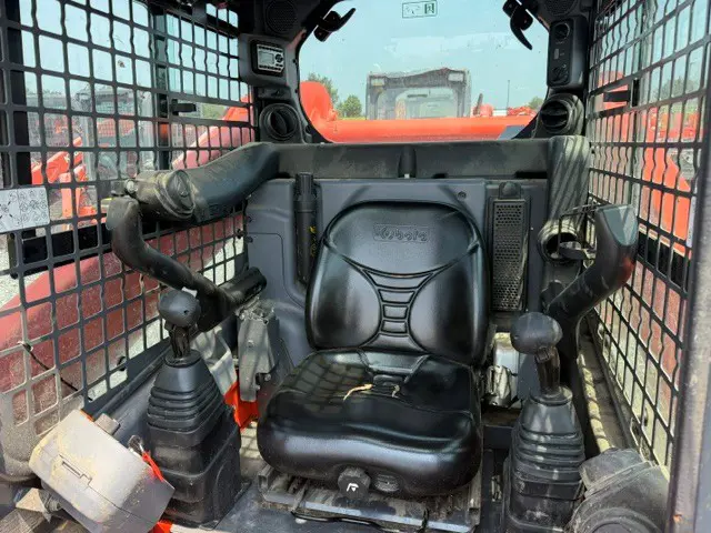 Kubota SSV75PHRC