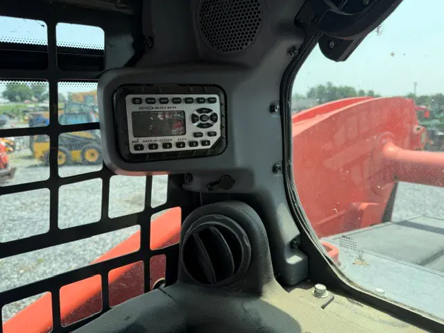 Kubota SSV75PHRC