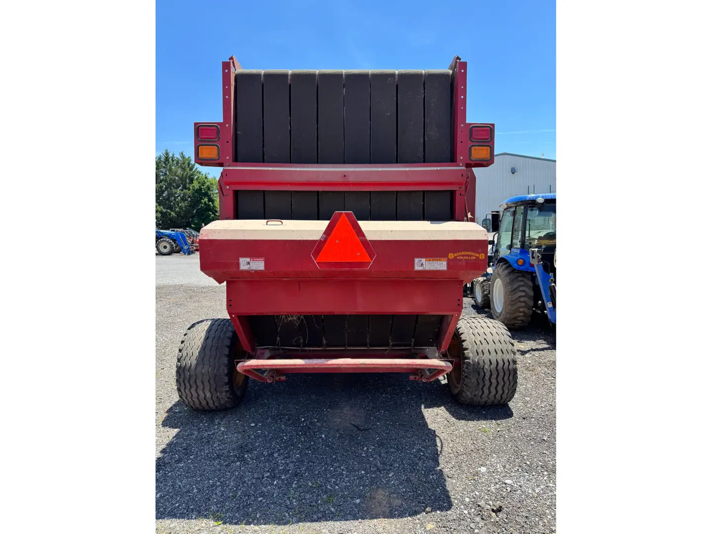 New Holland BR780A