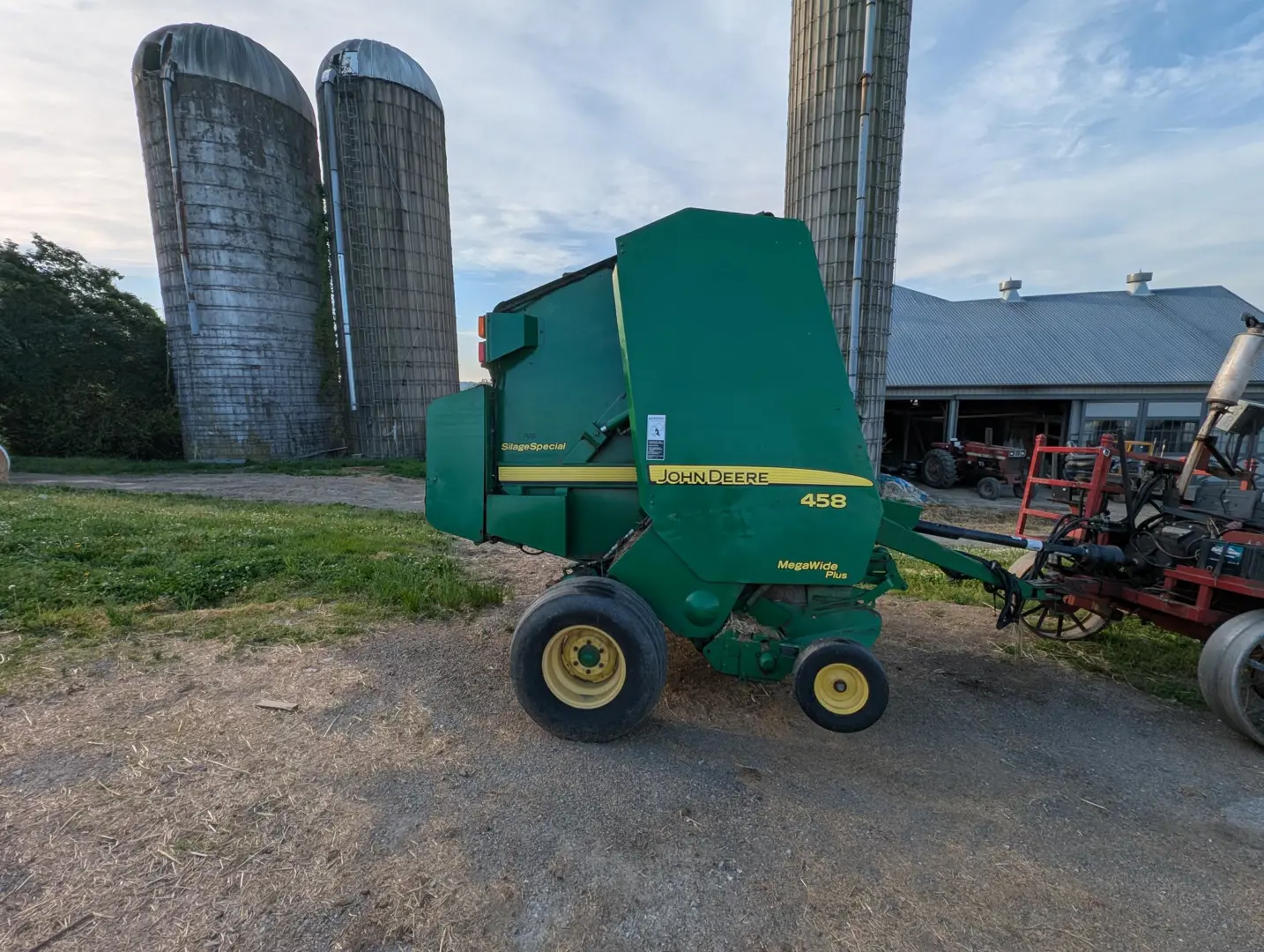 John Deere 458