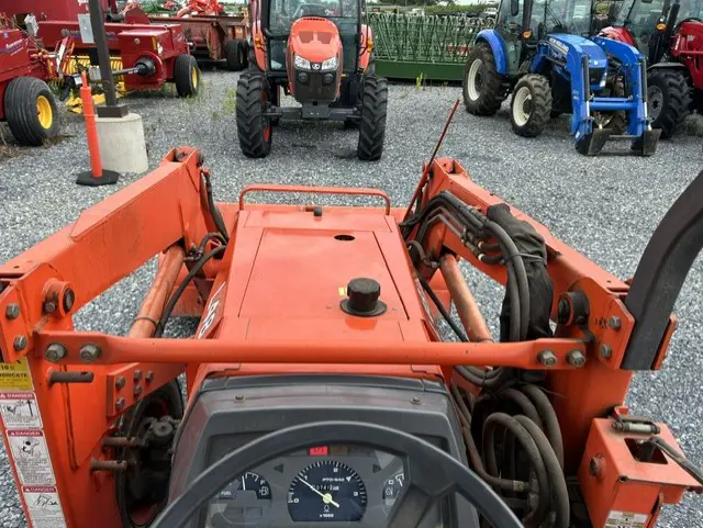 Kubota L48TLB