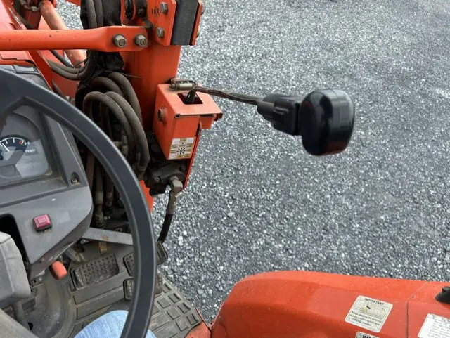 Kubota L48TLB