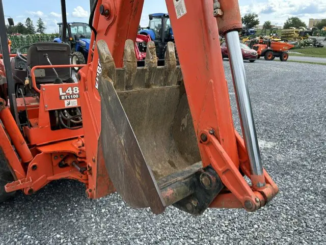 Kubota L48TLB