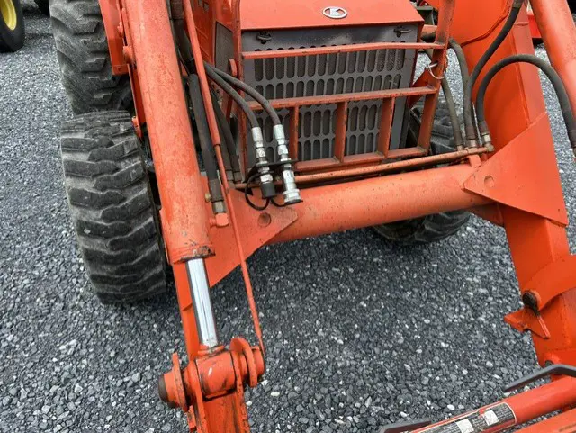 Kubota L48TLB