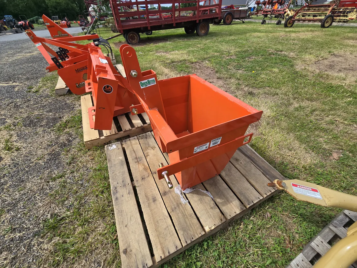 Land Pride WB10
