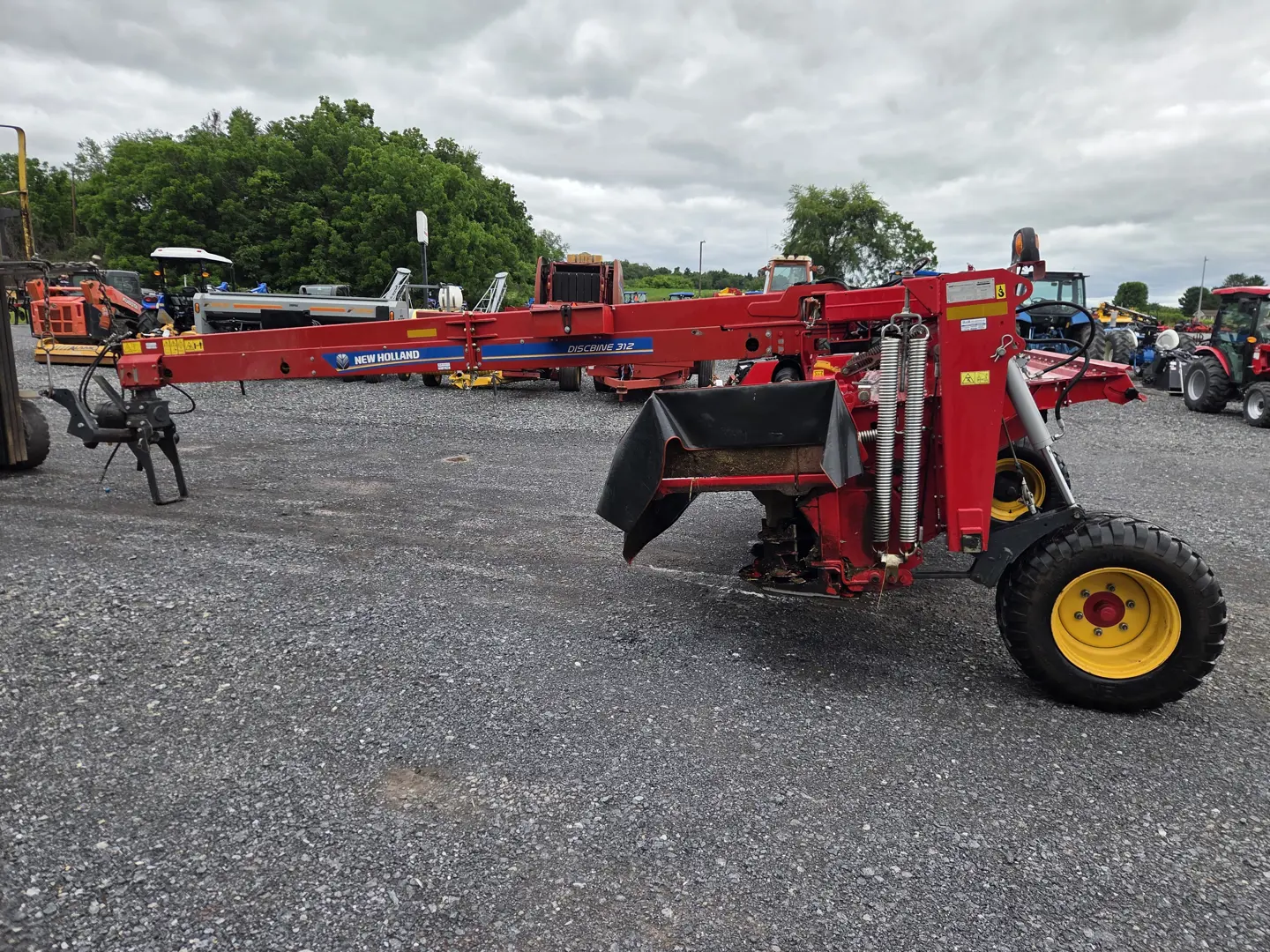New Holland 312R