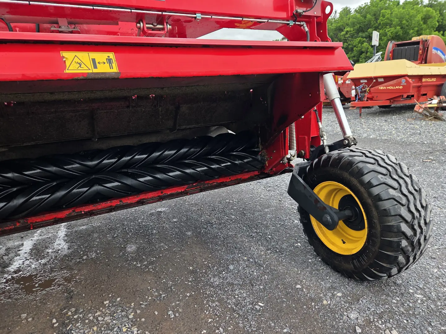 New Holland 312R