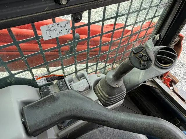 Kubota SVL75-2HWC