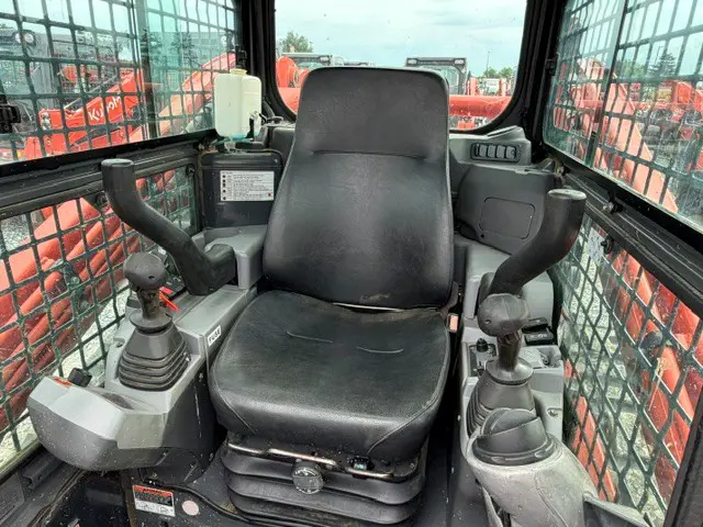 Kubota SVL75-2HWC