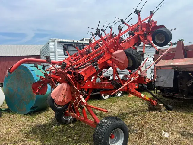 Kuhn Knight GF10802T