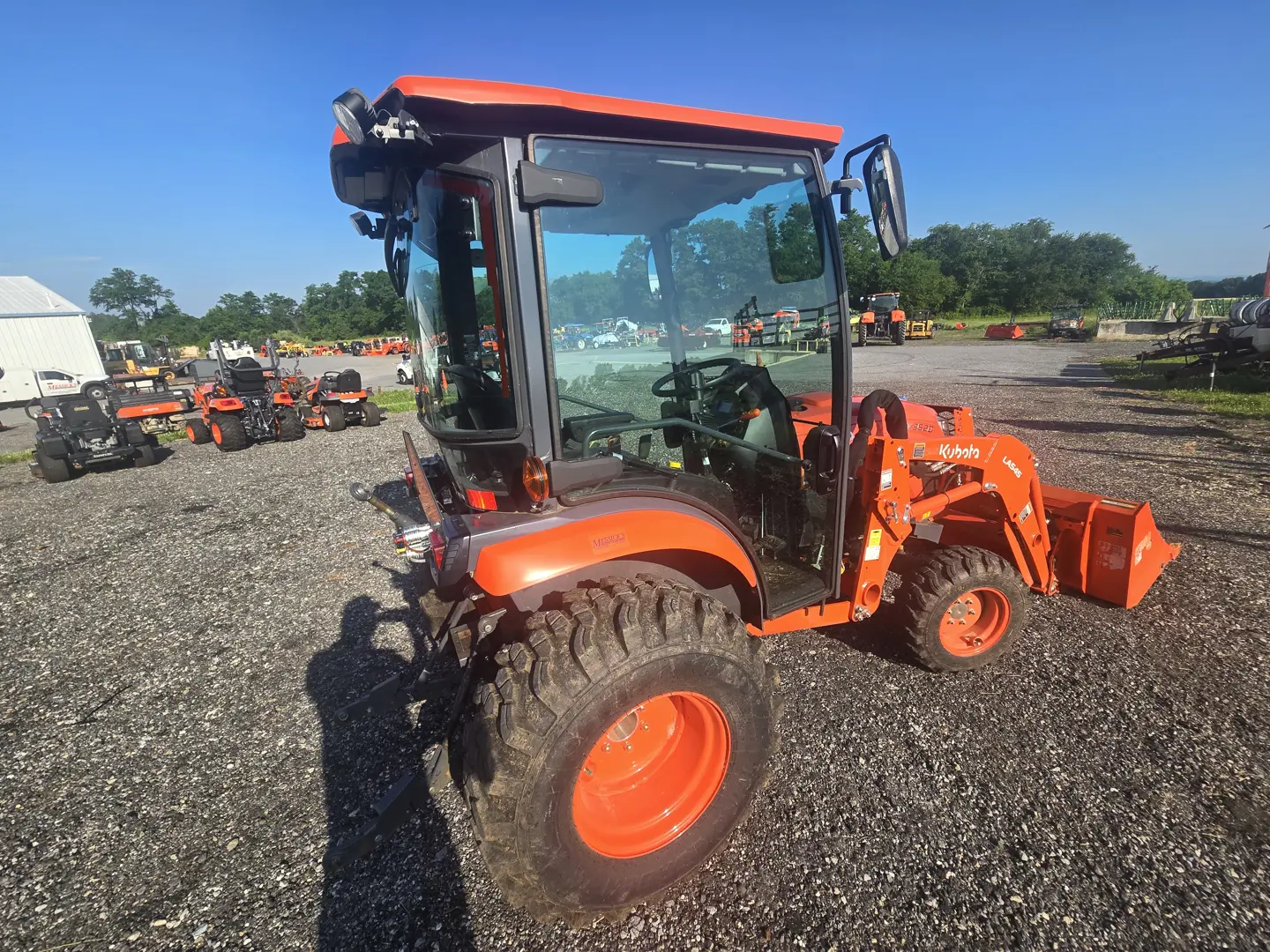 Kubota LX3520HSDC