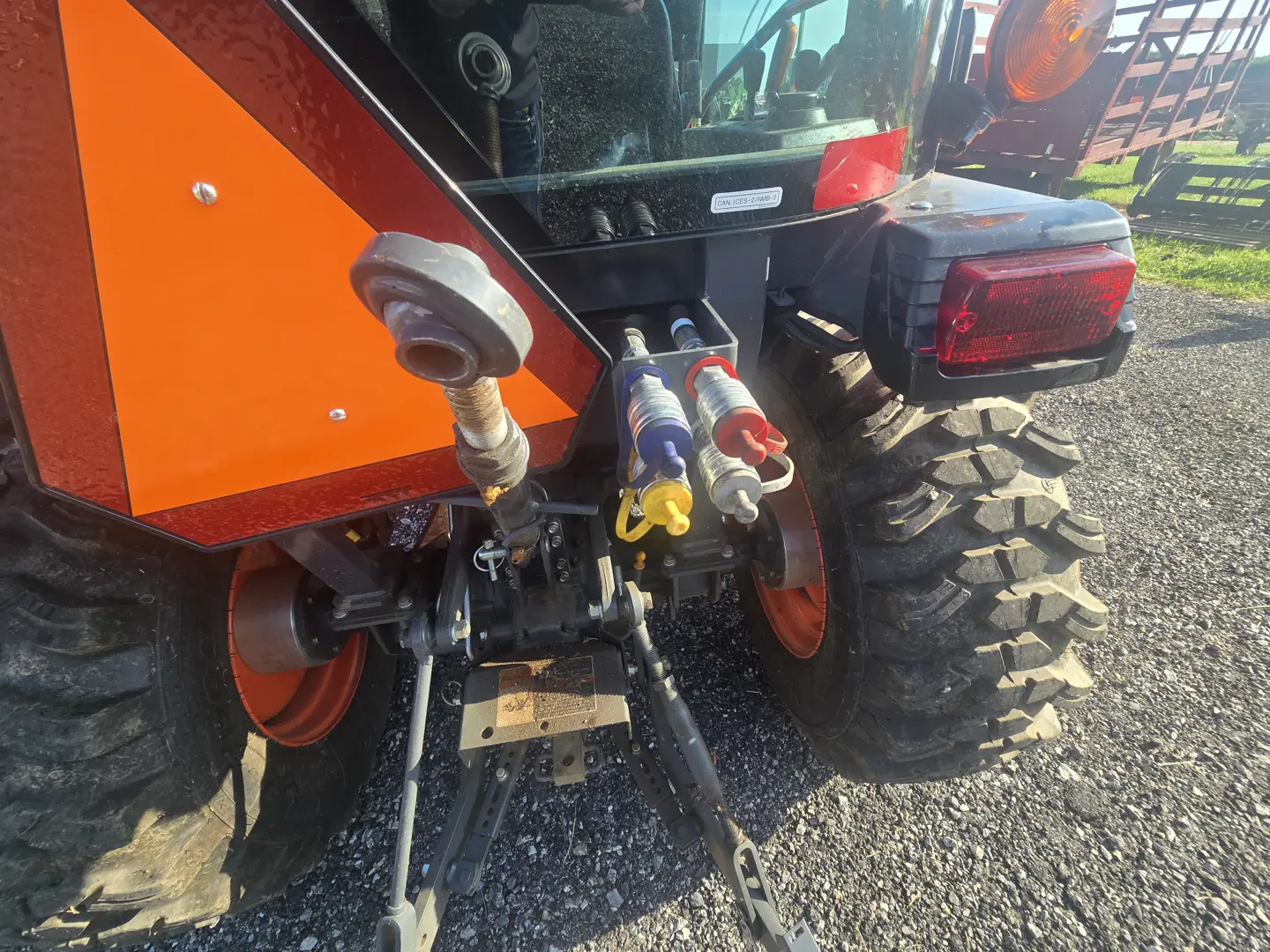 Kubota LX3520HSDC